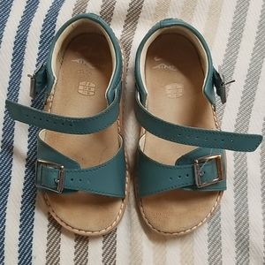 Clark's girls leather sandals EU 24/U.S 7.5
